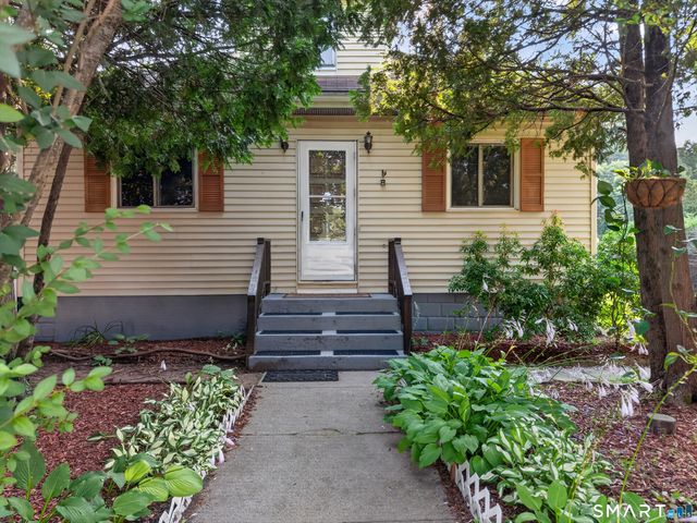156 Liberty Street, Stonington, CT 06379