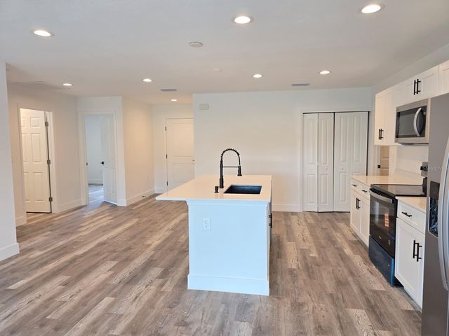2106 BASIN ST AVENUE, Port Charlotte, FL 33952