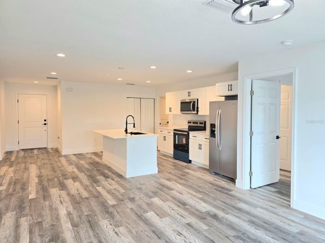 2106 BASIN ST AVENUE, Port Charlotte, FL 33952