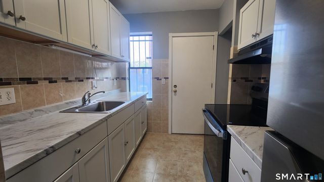 16-20 Townley Street C3, Hartford, CT 06105