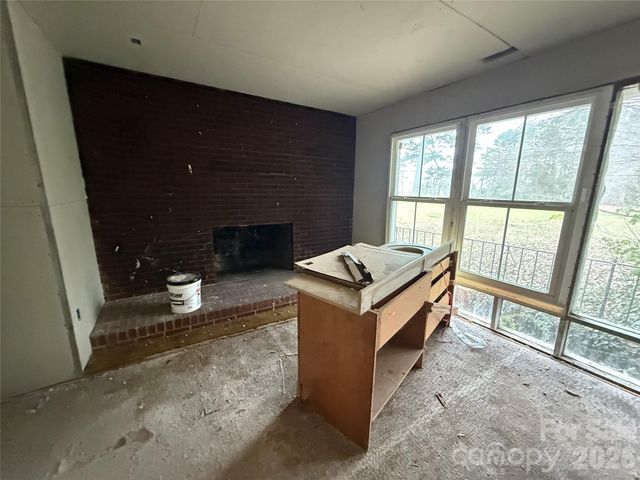 8106 Mount Holly Road, Charlotte, NC 28214