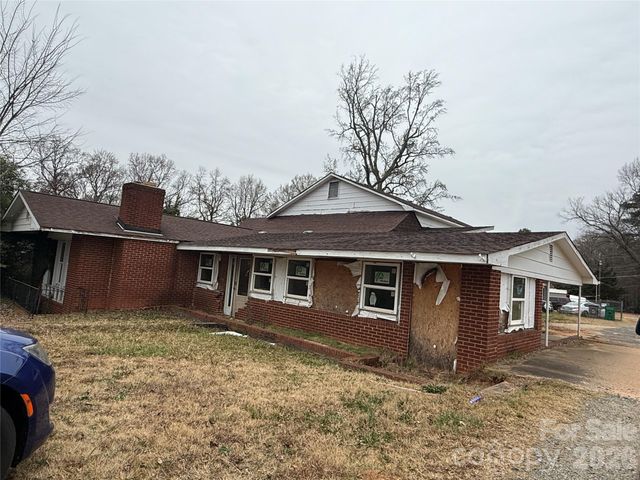 8106 Mount Holly Road, Charlotte, NC 28214