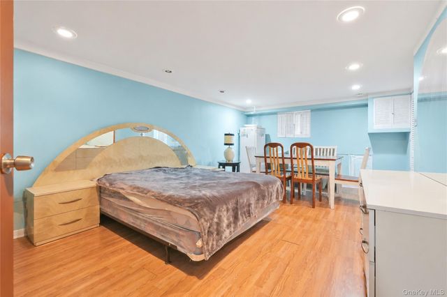 6154 77TH Place, Middle Village, NY 11379