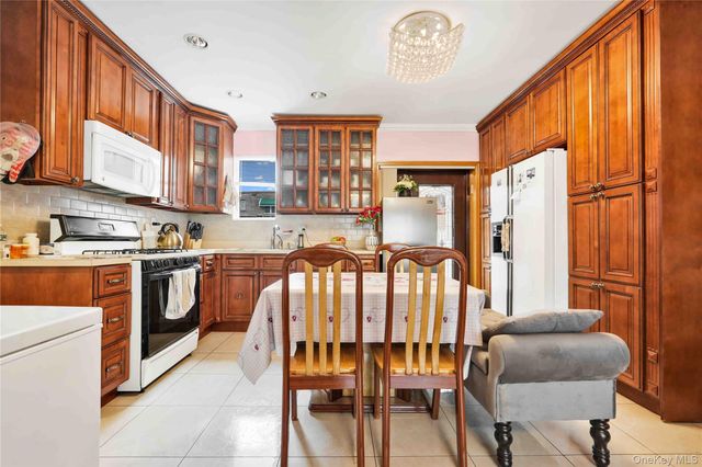 6154 77TH Place, Middle Village, NY 11379