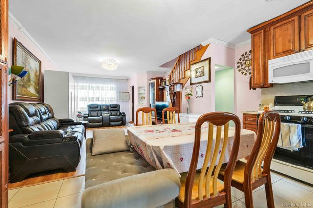 6154 77TH Place, Middle Village, NY 11379