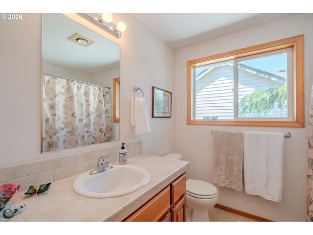 9202 Ne 87TH Ct, Vancouver, WA 98662
