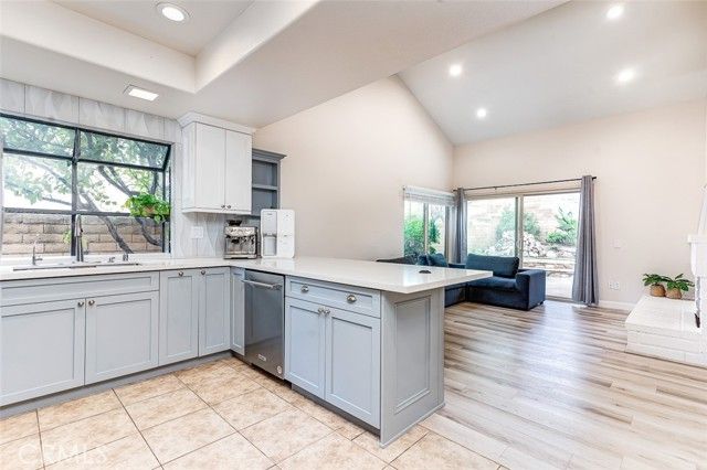 2059 Seaview, Fullerton, CA 92833