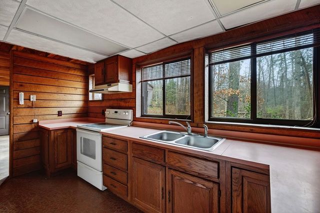 2705 GREENFIELD RD, Afton, VA 22920