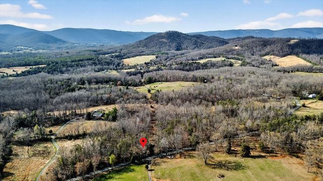 2705 GREENFIELD RD, Afton, VA 22920