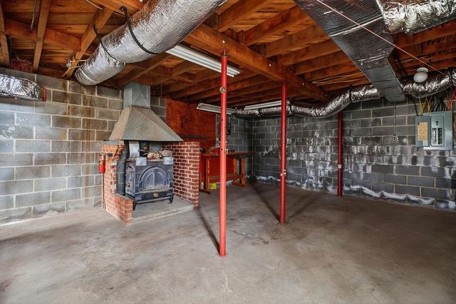 2705 GREENFIELD RD, Afton, VA 22920