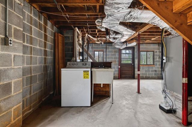 2705 GREENFIELD RD, Afton, VA 22920