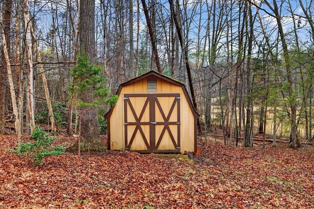 2705 GREENFIELD RD, Afton, VA 22920