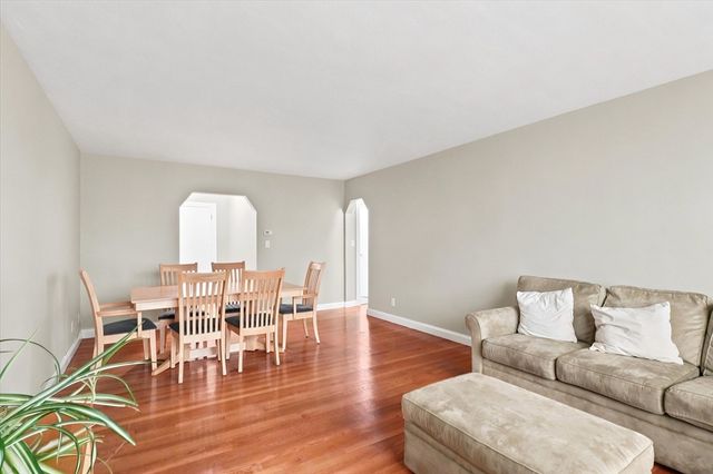 30 Ocean Street 6, Lynn, MA 01902