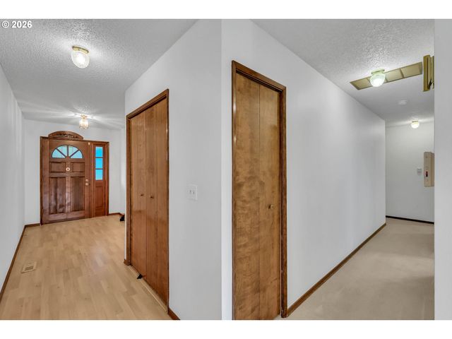 6980 Sw 130TH Ave, Beaverton, OR 97008