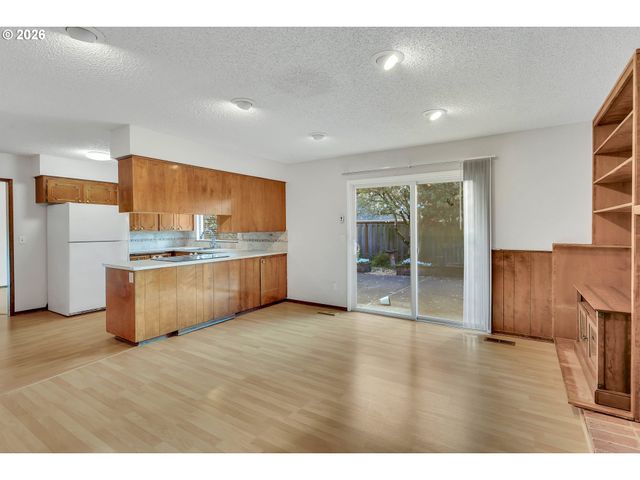 6980 Sw 130TH Ave, Beaverton, OR 97008