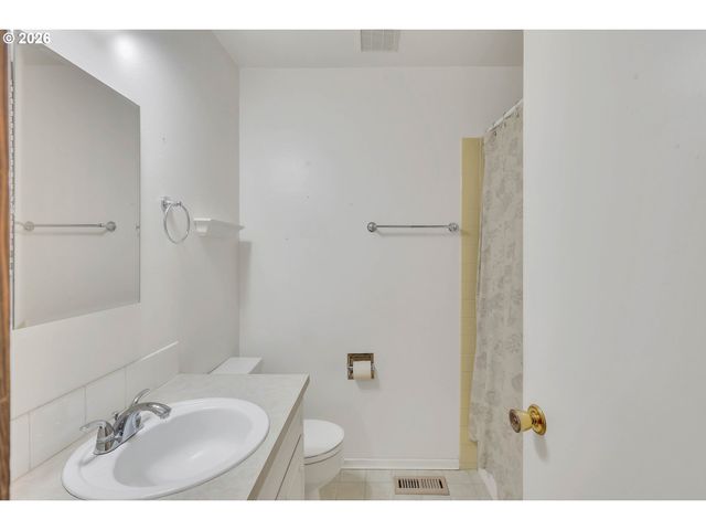 6980 Sw 130TH Ave, Beaverton, OR 97008