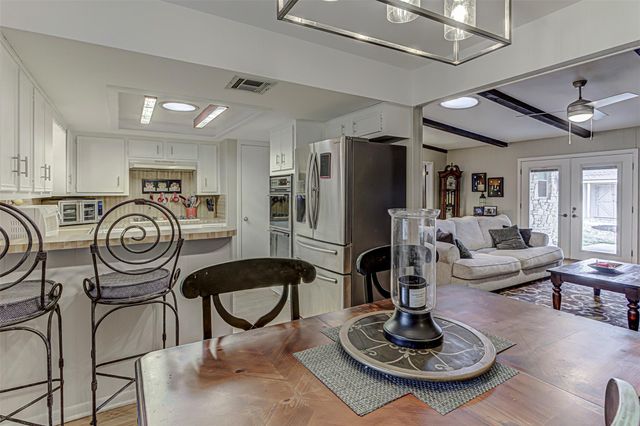 1303 Oak Shadows CIR, Austin, TX 78758