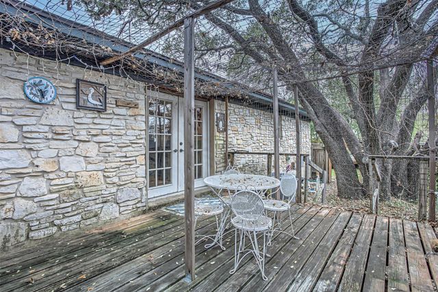 1303 Oak Shadows CIR, Austin, TX 78758