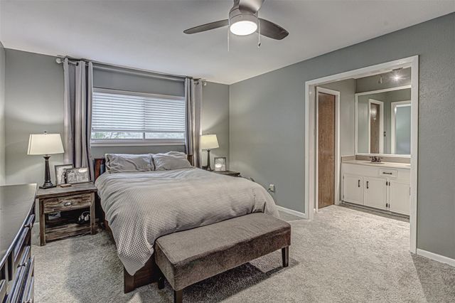 1303 Oak Shadows CIR, Austin, TX 78758