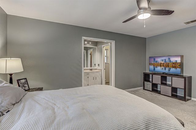 1303 Oak Shadows CIR, Austin, TX 78758