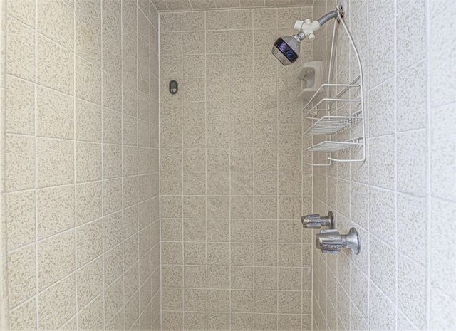 1303 Oak Shadows CIR, Austin, TX 78758