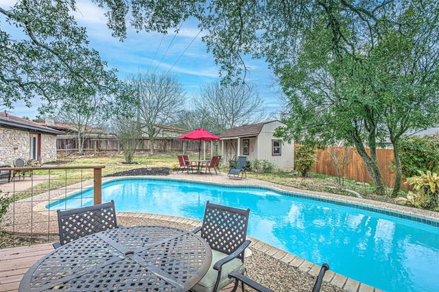 1303 Oak Shadows CIR, Austin, TX 78758