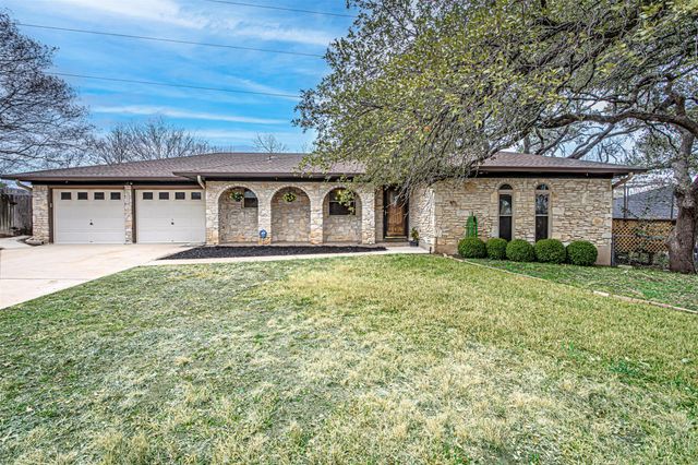 1303 Oak Shadows CIR, Austin, TX 78758