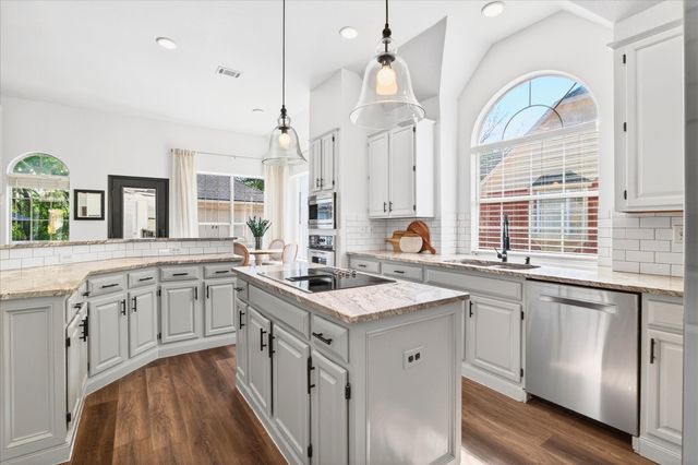 3000 Brush Creek Lane, Flower Mound, TX 75028