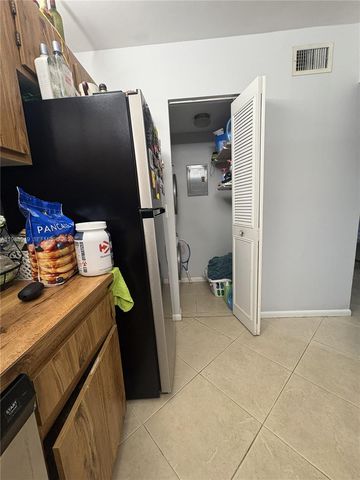 718 Sunny Pine Way D1, Greenacres, FL 33415