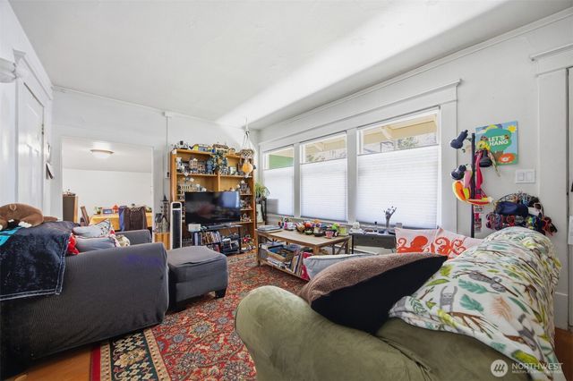 900 N Garden, Bellingham, WA 98225