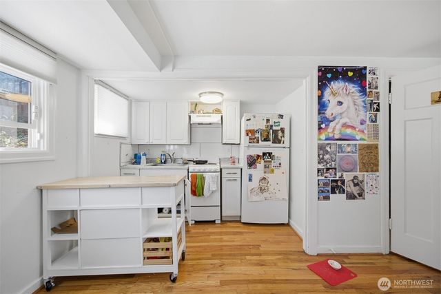 900 N Garden, Bellingham, WA 98225