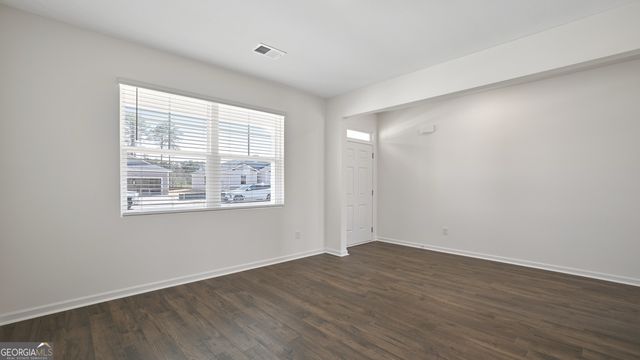 8593 Secretariat Drive, Lithonia, GA 30058
