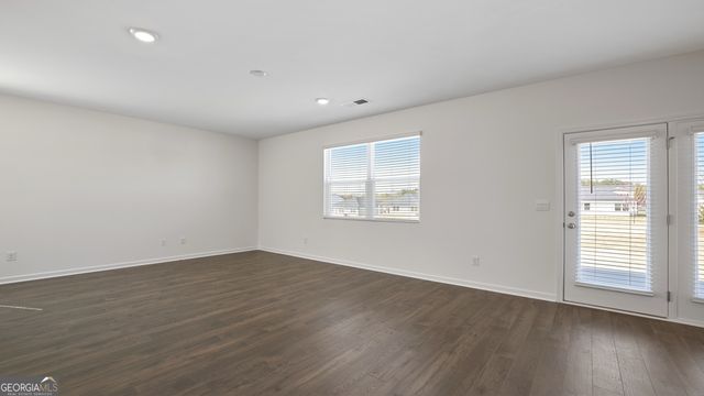 8593 Secretariat Drive, Lithonia, GA 30058