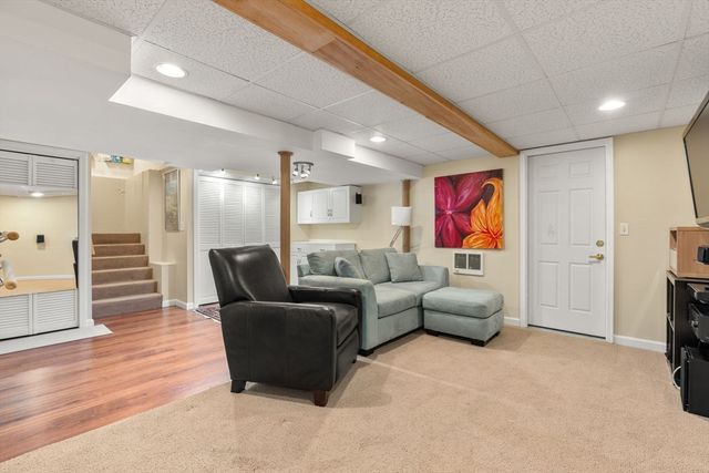 26 Buena Vista Road, Wellesley, MA 02482