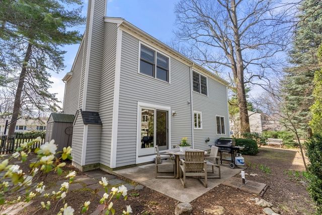 26 Buena Vista Road, Wellesley, MA 02482