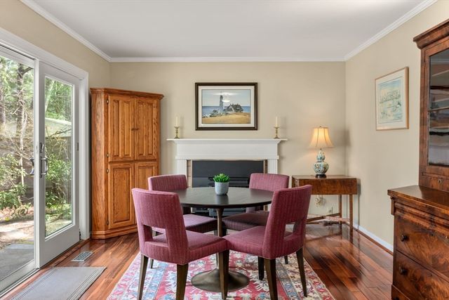 26 Buena Vista Road, Wellesley, MA 02482