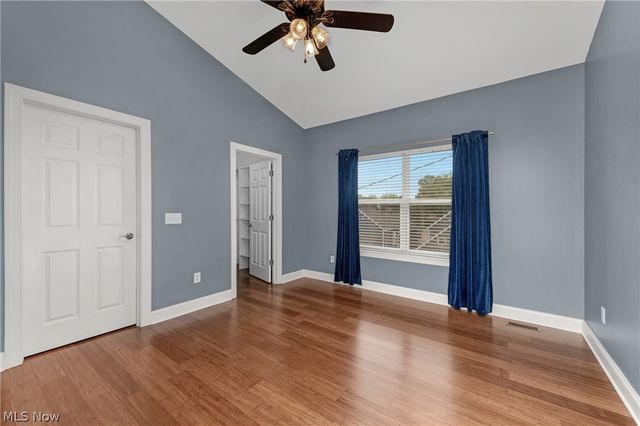 5512 Saint Stephens Court, Cleveland, OH 44102