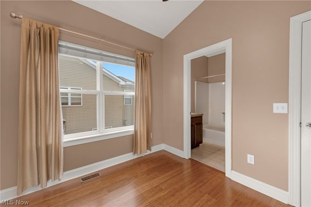 5512 Saint Stephens Court, Cleveland, OH 44102