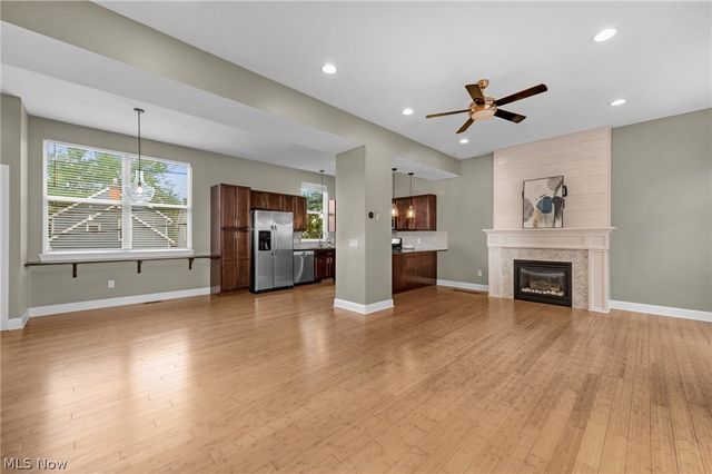 5512 Saint Stephens Court, Cleveland, OH 44102
