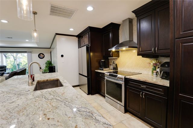 1117 Hillside Drive, Keller, TX 76248