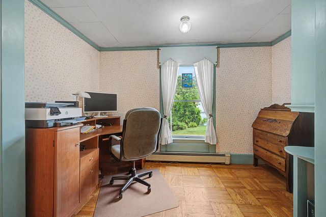 52 Chase Street, Sunapee, NH 03782