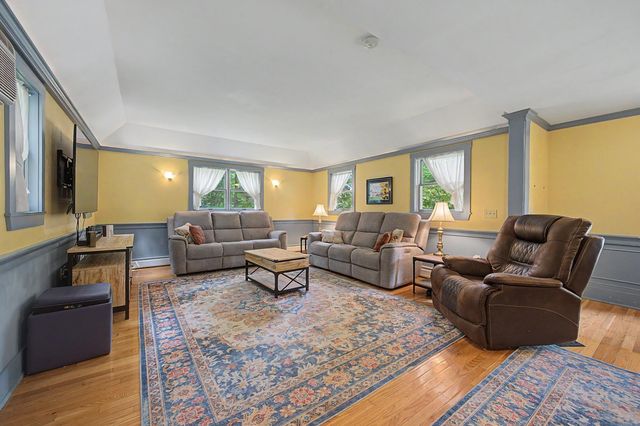 52 Chase Street, Sunapee, NH 03782