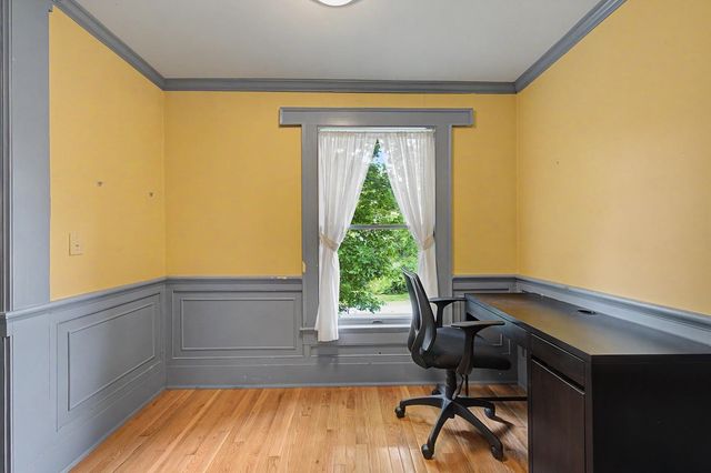 52 Chase Street, Sunapee, NH 03782