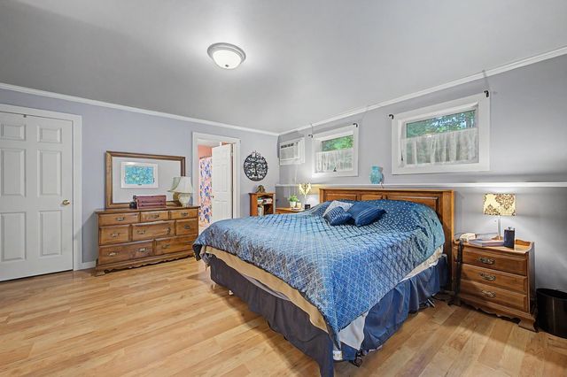 52 Chase Street, Sunapee, NH 03782