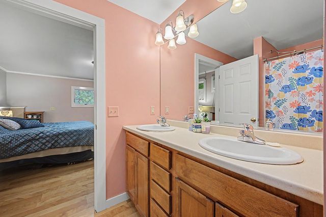 52 Chase Street, Sunapee, NH 03782