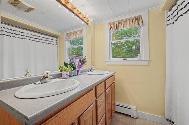 52 Chase Street, Sunapee, NH 03782
