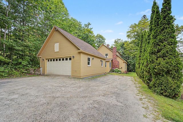 52 Chase Street, Sunapee, NH 03782