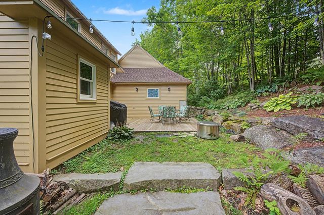 52 Chase Street, Sunapee, NH 03782