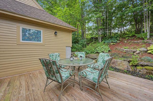 52 Chase Street, Sunapee, NH 03782