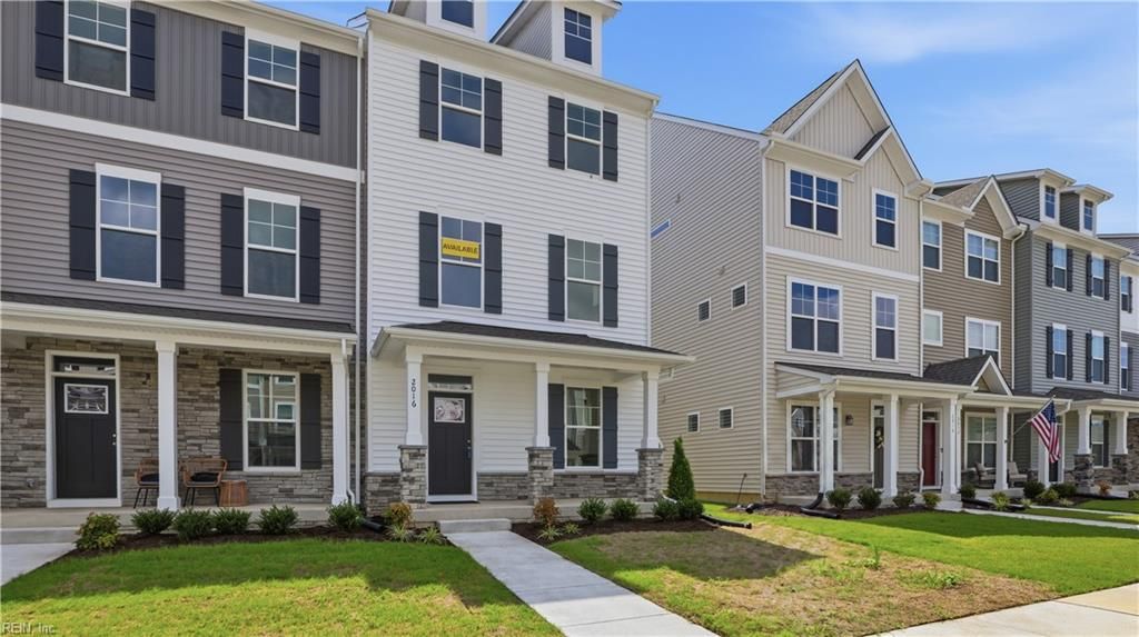 1535 Waltham LN, Newport News, VA 23608